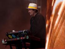 Smolik z Kevem Foxem