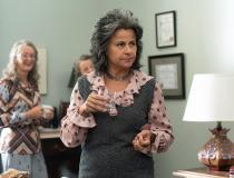 MRS. AMERICA - Tracey Ullman jako Betty Friedan