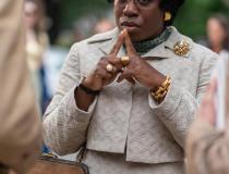 MRS. AMERICA - Uzo Aduba jako Shirley Chisholm