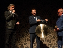 Odsłonięcie kurtyny Wyspiańskiego w Teatrze Słowackiego