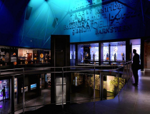 Widok ogólny na poziomie drugim w nowym Muzeum Bursztynu