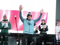 Uroczysta ceremonia wręczenia numerów startowych