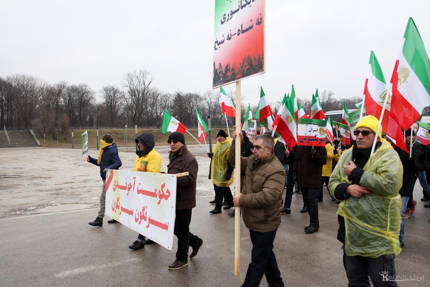 "Wolny Iran" przeciwko władzom w Teheranie