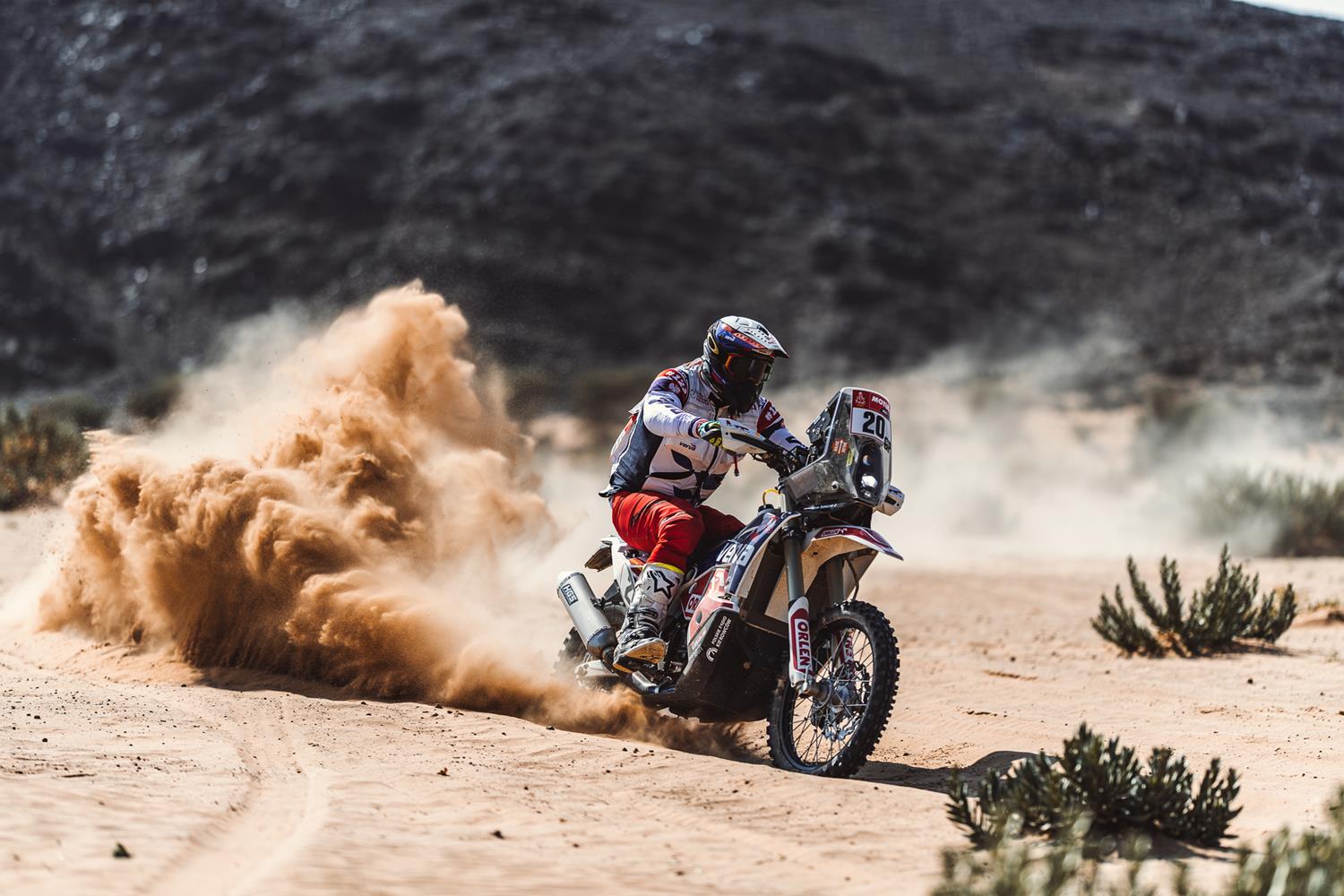 Dakar desert rally epic. Akar Desert Rally.